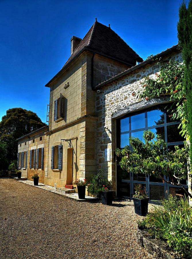 Chateau Vieux Mougnac Petit-Palais-et-Cornemps Exterior photo